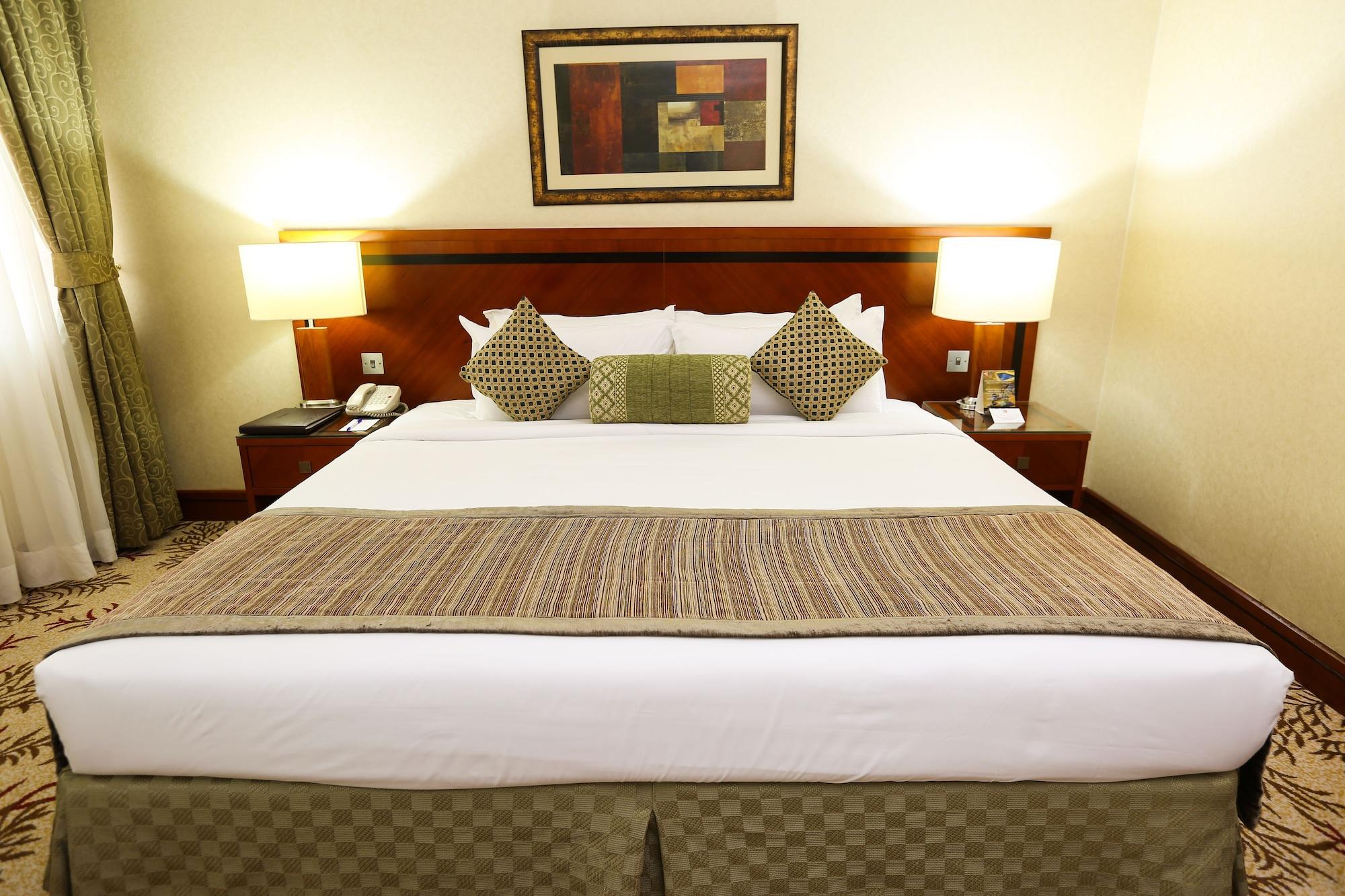 Ramee Royal Hotel Dubai Exterior foto