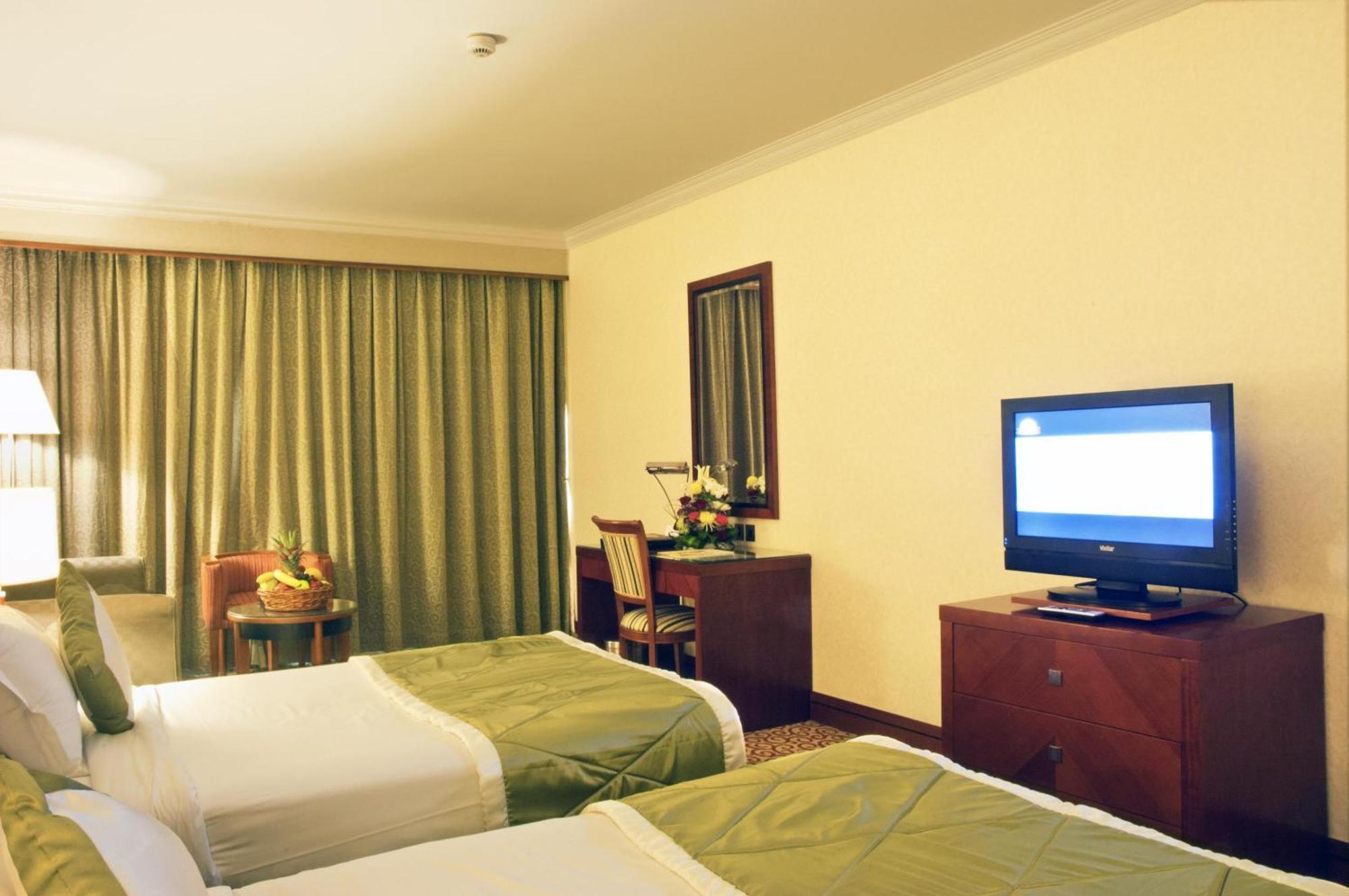 Ramee Royal Hotel Dubai Exterior foto